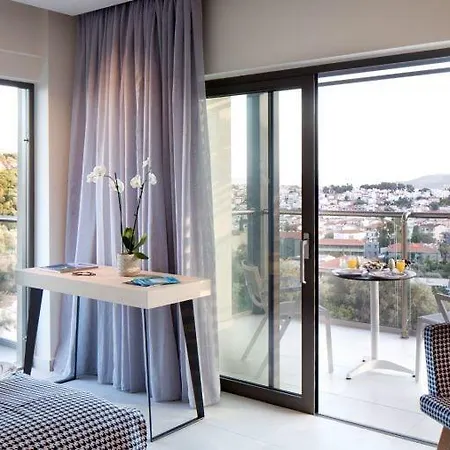 Amira Luxury Hotel